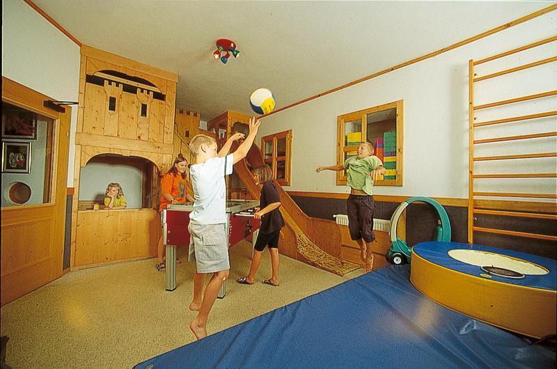 Landhotel Gruenberg Am See グムンデン エクステリア 写真
